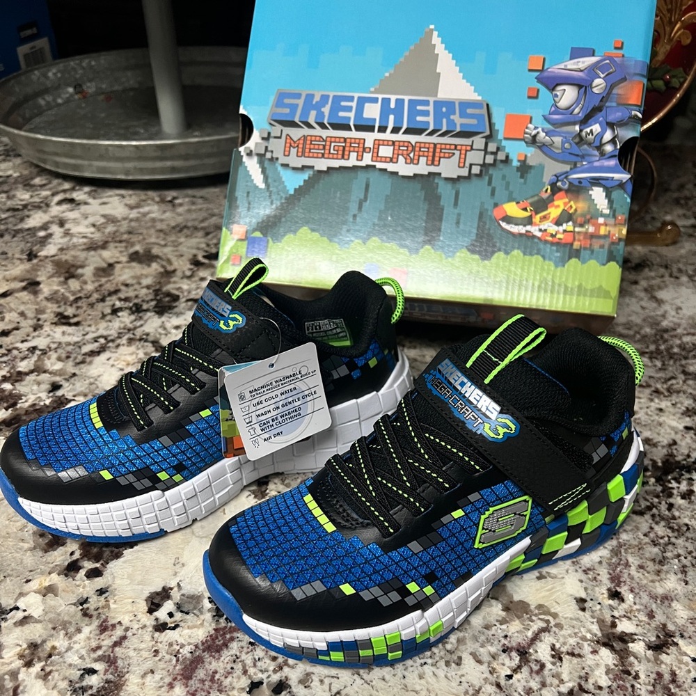 Skechers Mega Minecraft Shoes NEW IN BOX